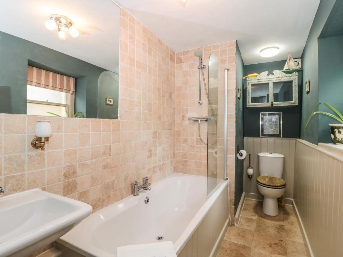 Sand Fairy Cottage Bath Exterior photo